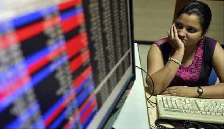 కొవిడ్ భయాలు.. దారుణంగా పతనమైన స్టాక్ మార్కెట్