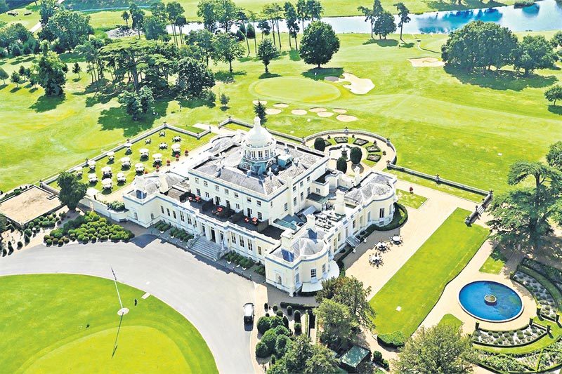 రిలయన్స్‌ చేతికి స్టోక్‌ పార్క్‌