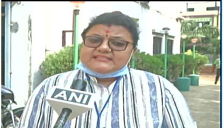 బెంగాల్‌ పోరు : తృణమూల్‌ మహిళా అభ్యర్ధిపై దాడి