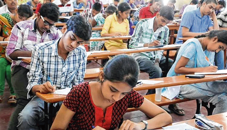 ఇంట‌ర్ ఫ‌స్టియ‌ర్ విద్యార్థులు ప్ర‌మోట్‌.. సెకండియ‌ర్ ప‌రీక్ష‌లు వాయిదా