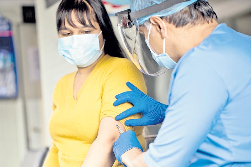 టీకాతోనే బ్రేక్‌