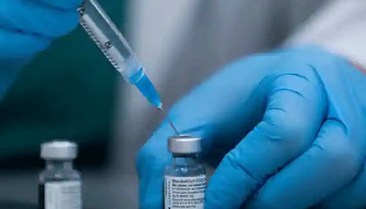 ప్రతి ఒక్కరూ టీకా వేయించుకోవాలి