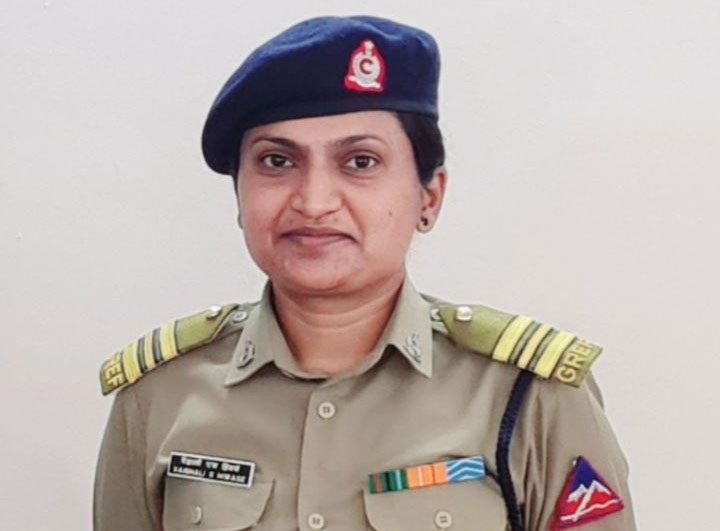 బోర్డర్‌లో.. మొదటి మహిళ