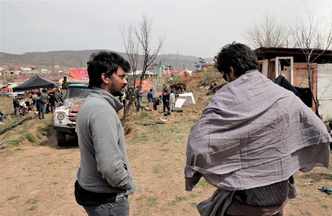 చేరుకున్నారు..మొదలెట్టారు