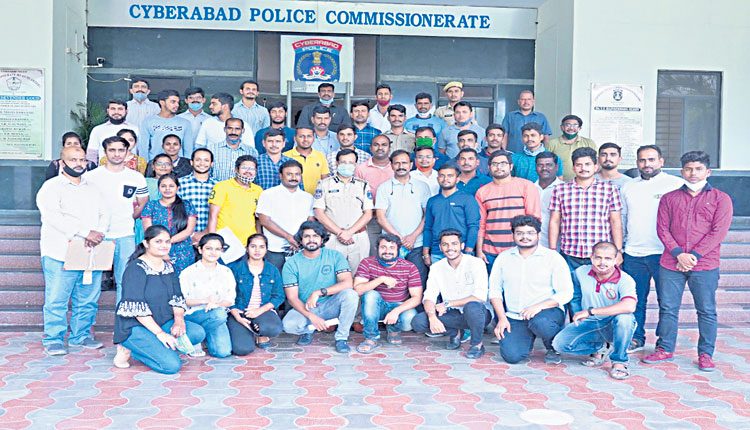 కరోనా విజేతలూ.. ప్లాస్మా దానం చేయండి