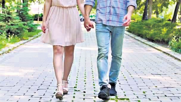 కలిసి నడుద్దాం