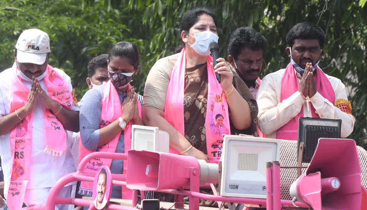 టీఆర్‌ఎస్‌ను గెలిపించుకుందాం