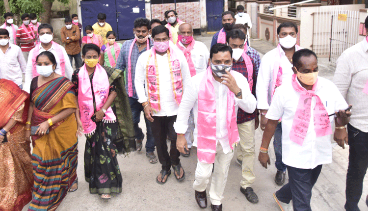 ప్రచార జోరు షురూ..