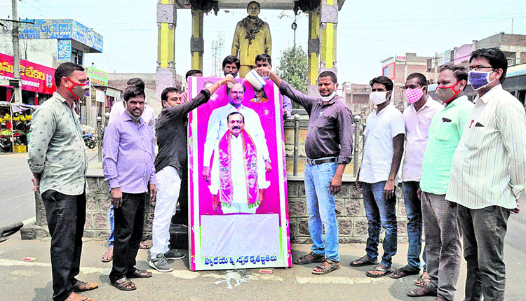 ప్రైవేట్‌ టీచర్లకు ఊరట