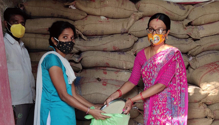 ప్రైవేట్‌ టీచర్లకు అండగా టీఆర్‌ఎస్‌ ప్రభుత్వం