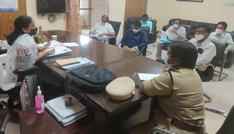 కరోనా వ్యాప్తి నివారణకు పకడ్బందీ చర్యలు తీసుకోవాలి