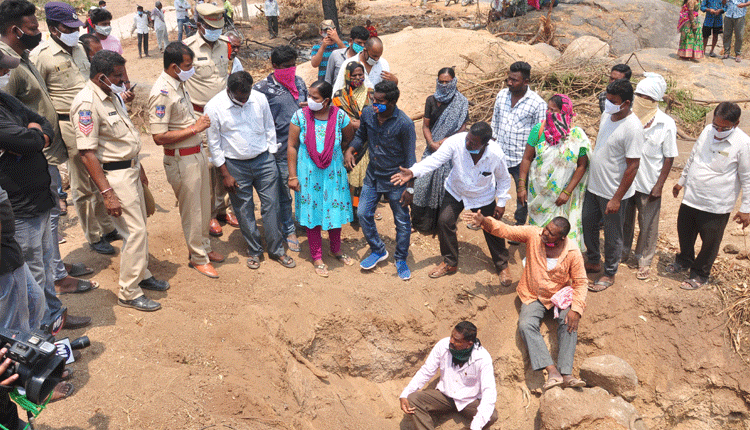 లంకెబిందెలో వాటా కావాలి