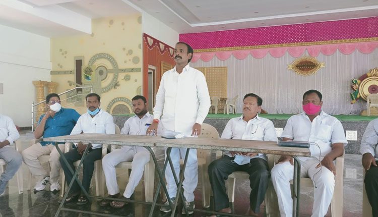 రెబల్‌ అభ్యర్థుల మాటలు నమ్మకండి..