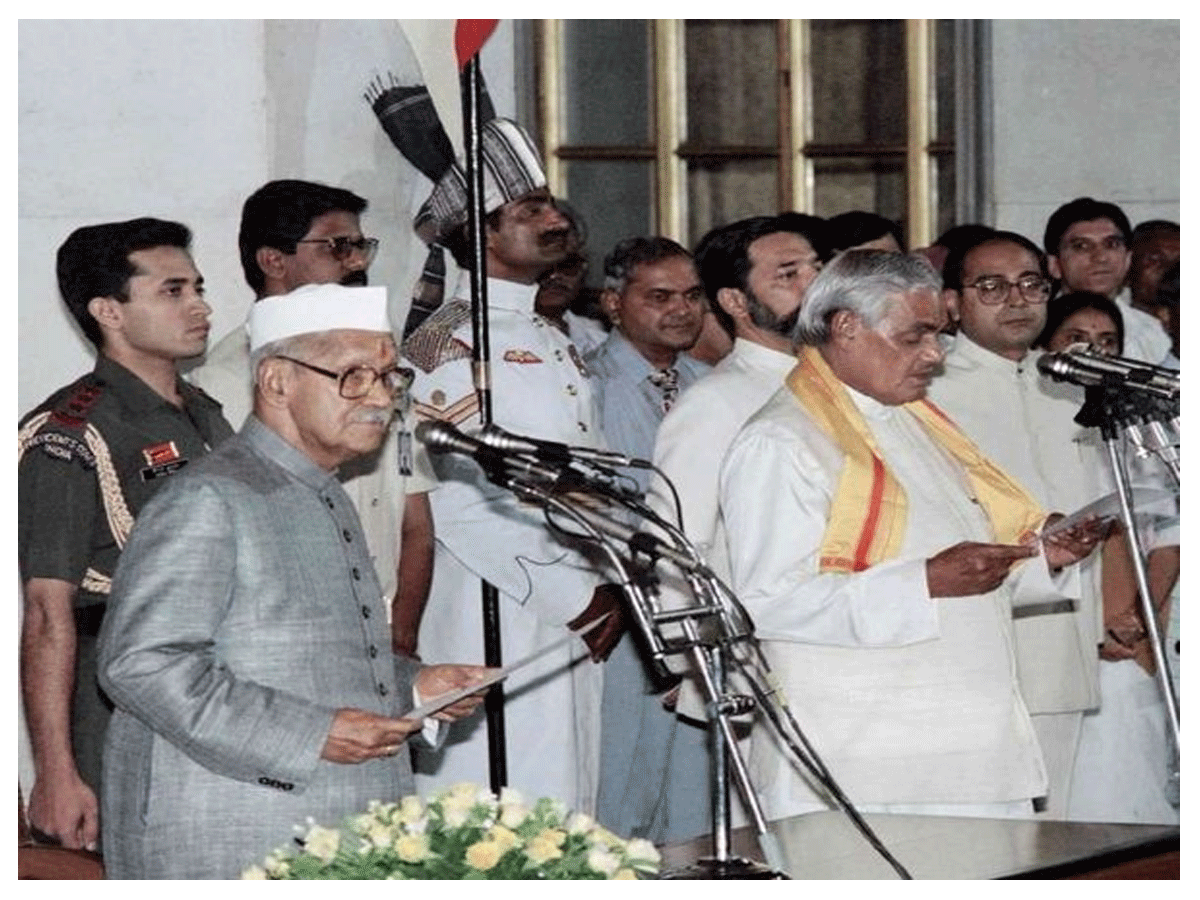 13 రోజులు ప్రధానిగా వాజ్‌పేయి.. చ‌రిత్ర‌లో ఈరోజు