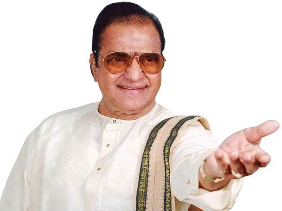 న‌టసార్వ‌భౌముడు పుట్టింది ఇవాళే.. చ‌రిత్ర‌లో ఈరోజు