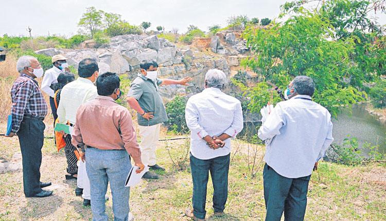 భూముల పరిరక్షణకు పటిష్ట చర్యలు