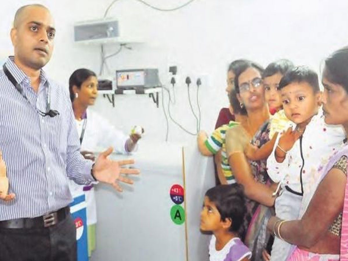 పుణెలో ‘వ్యాక్సిన్‌ ఆన్‌ వీల్స్‌’