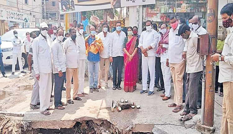 ముంపు సమస్యలేకుండా వరద కాలువల నిర్మాణం