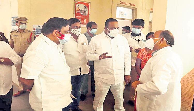 ఘట్‌కేసర్‌లో కొవిడ్‌ సేవలు పరిశీలన