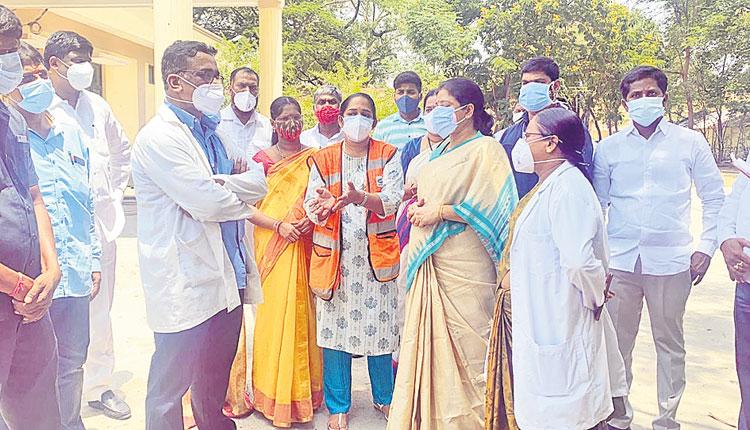 ప్రభుత్వ దవాఖానల్లో నాణ్యమైన వైద్యసేవలు