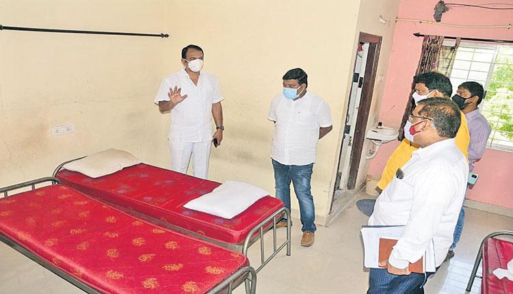 మరిన్ని ఐసోలేషన్‌ కేంద్రాలు ఏర్పాటు చేస్తాం