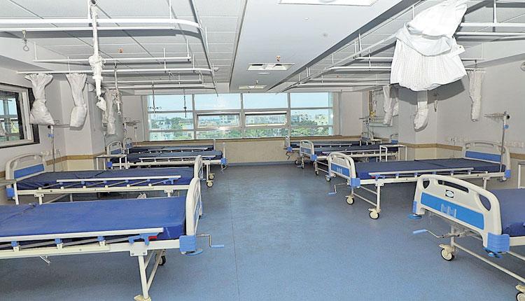 ఈఎస్‌ఐ లో సిద్ధమవుతున్న ఐసొలేషన్‌ కేంద్రం