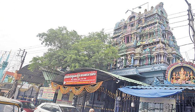 గణపతి ఆలయంలో చోరీ