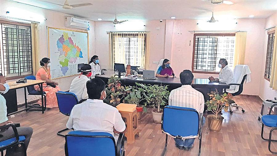 కరోనా బాధితులు అధైర్య పడొద్దు