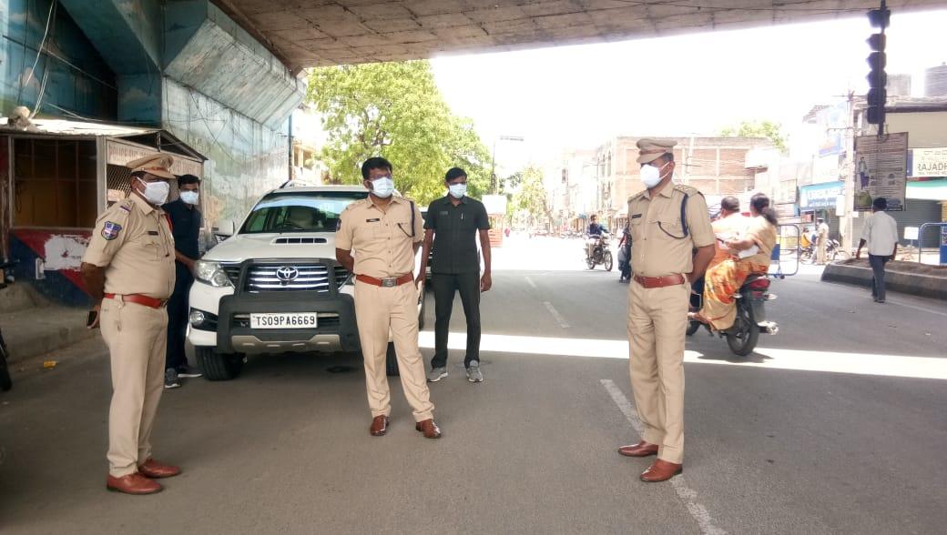 అంతటా లాక్‌డౌన్‌