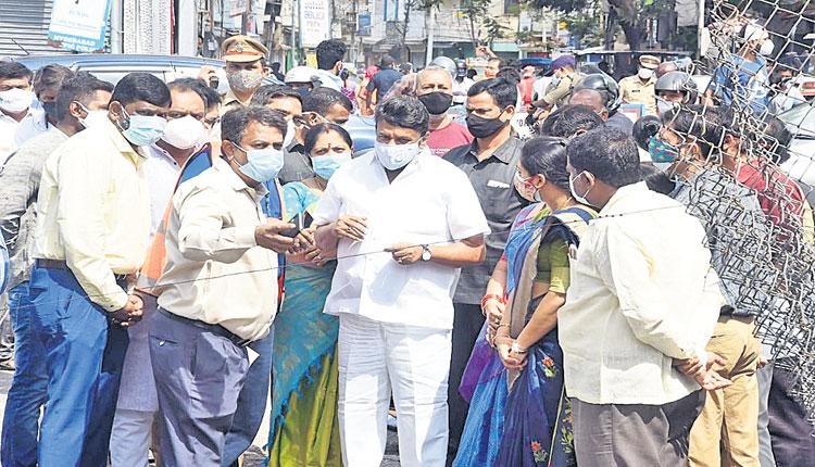 విస్తరణ పనులు పూర్తిచేయాలి