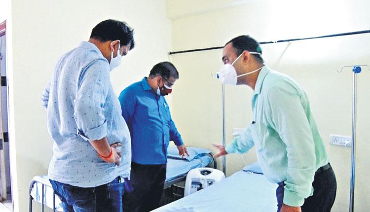 వైద్యం, భోజనం ఫ్రీ