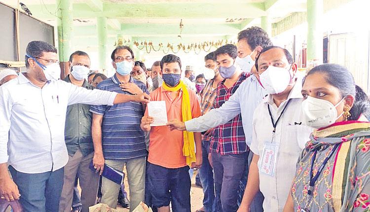 గడ్డిఅన్నారం పండ్లమార్కెట్‌లో తనిఖీలు