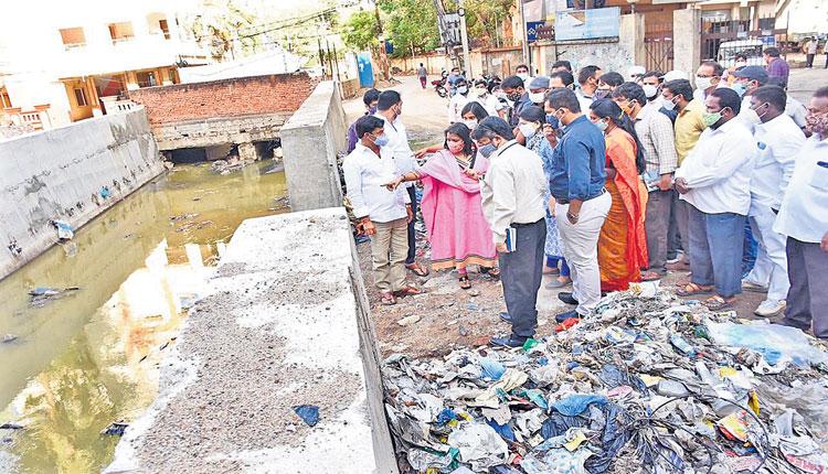 వ్యర్థాలను నిల్వ ఉంచొద్దు..