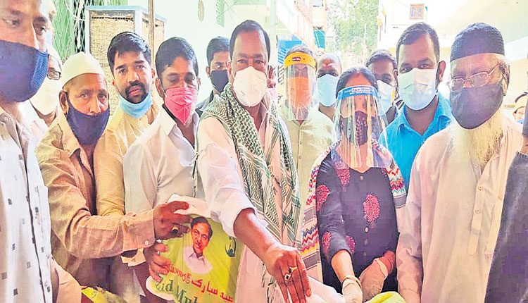 మైనార్టీల సంక్షేమానికి  సీఎం కేసీఆర్‌ కృషి