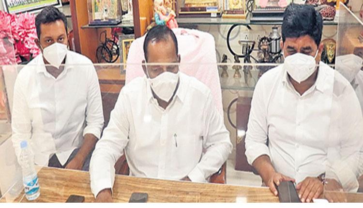 అదనంగా ఐసొలేషన్‌ కేంద్రాలు