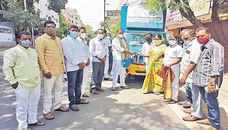 ప్రభుత్వ పథకాలను సద్వినియోగం చేసుకోవాలి