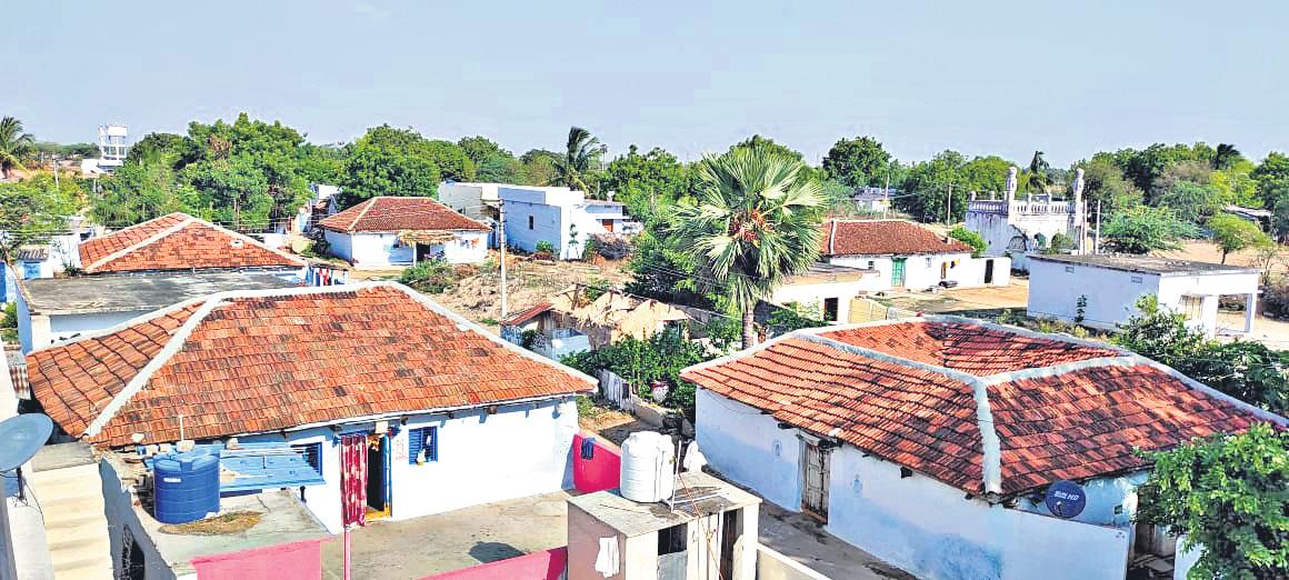 ర‌త‌నాల రాయిపల్లి