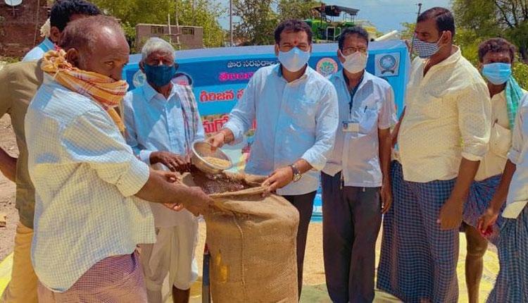 కొనుగోలు కేంద్రాలను సద్వినియోగం చేసుకోవాలి