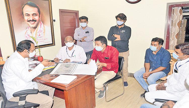 వానాకాలం ప్రారంభం నాటికి పనులు పూర్తి