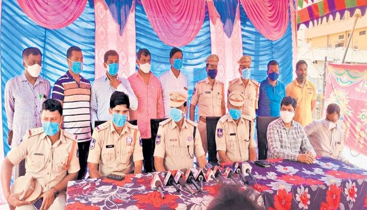 బిర్యానీ పాషా అరెస్టు..