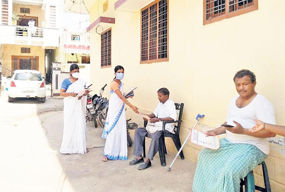 ఫీవర్‌ సర్వేను త్వరగా పూర్తి చేయాలి