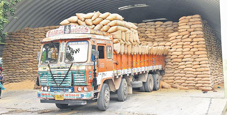 నల్లగొండ..ధాన్యపు కొండ!