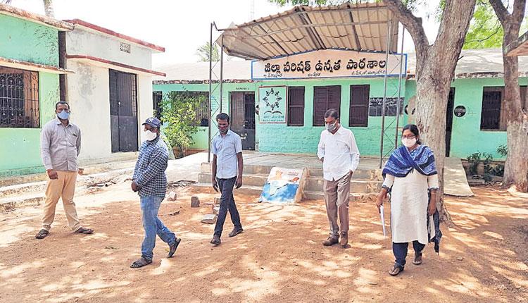 ప్రజలు అప్రమత్తంగా ఉండాలి