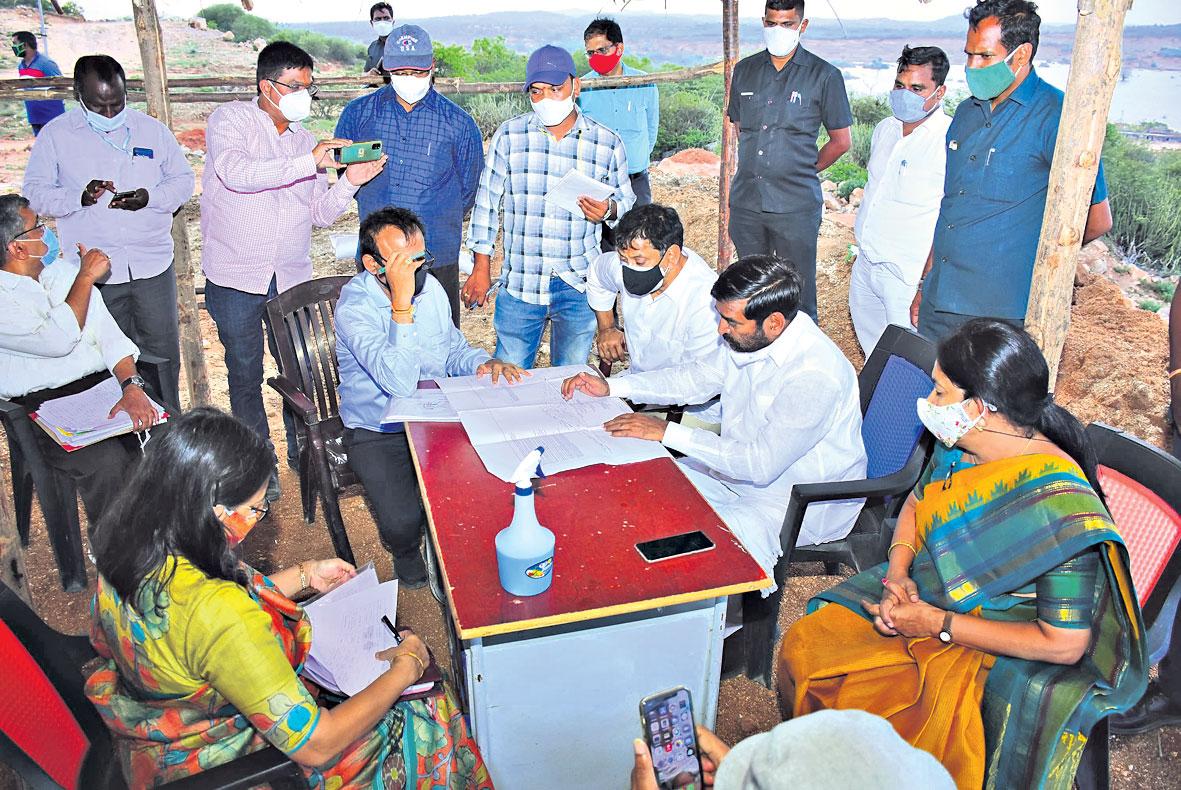 టార్గెట్ జులై