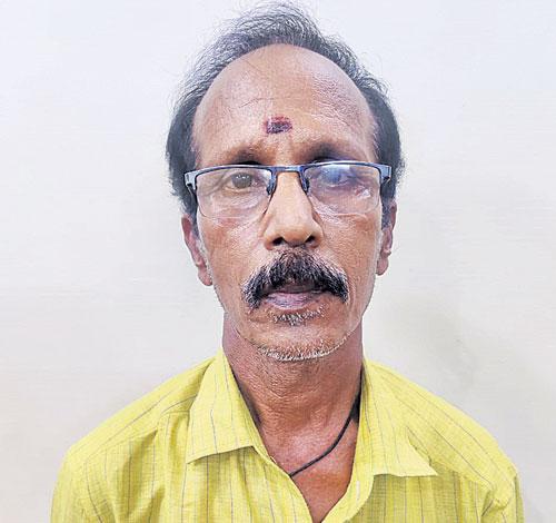 సీఎంపై అసభ్యపోస్టులు.. వ్యక్తిపై కేసు