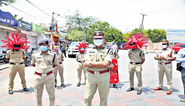 ఉల్లంఘిస్తే కఠిన చర్యలే : సీపీ