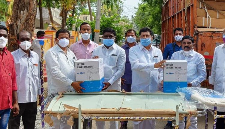 ఉమ్మడి జిల్లాలో 22 సబ్‌ సెంటర్లకు మెడికల్‌ కిట్లు