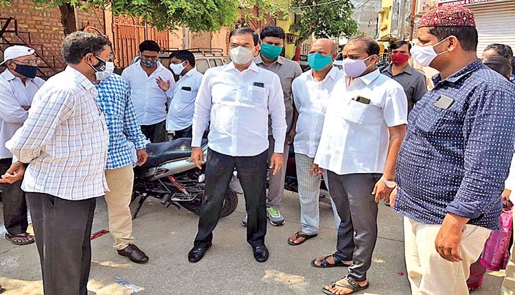 ప్రజల సహకారంతో అభివృద్ధి