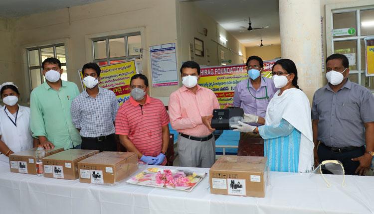 జిల్లా ఆసుపత్రికి భారీ సాయం