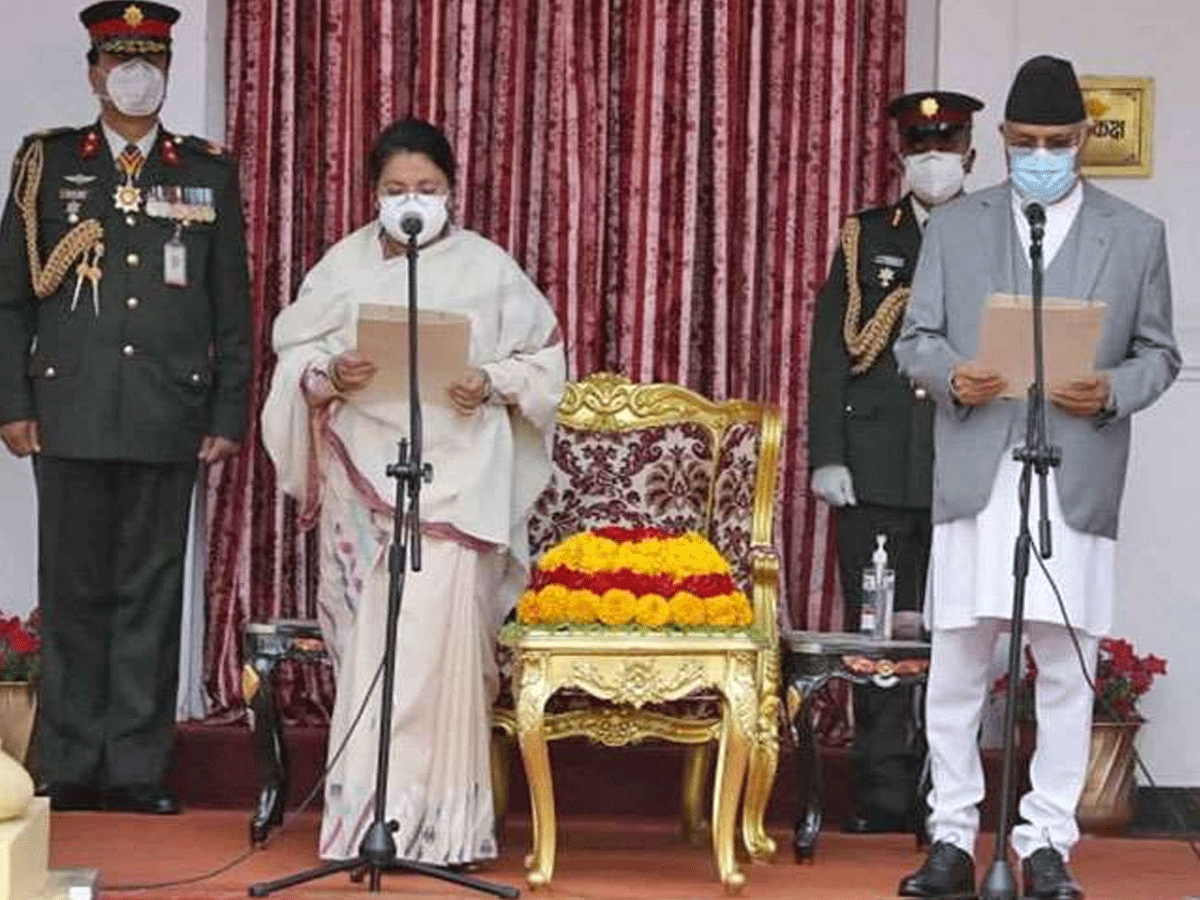 ఓలి ప్రమాణ స్వీకారంపై వివాదం.. సుప్రీంకోర్టులో విచార‌ణ‌